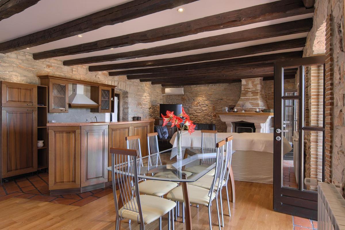 Holiday Kukurin Holiday home